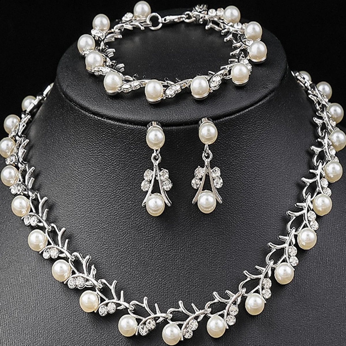4PC Women\'s Fashion Imitation Pearl Necklace Earrings Bracelet Jewelry Set Suitable for Wedding, Party, Festival Gifts-9248