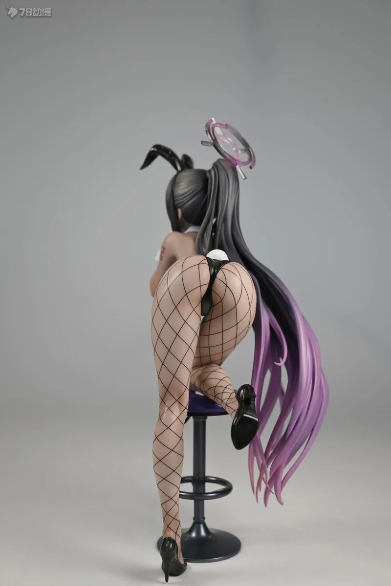 متوفر في المخزون الأزرق الأرشيف Kakudate Karin Black Skin Bunny Girl Game Playing Ver. 1/7 نموذج دمى سطح المكتب الحلي مجموعات أنيمي