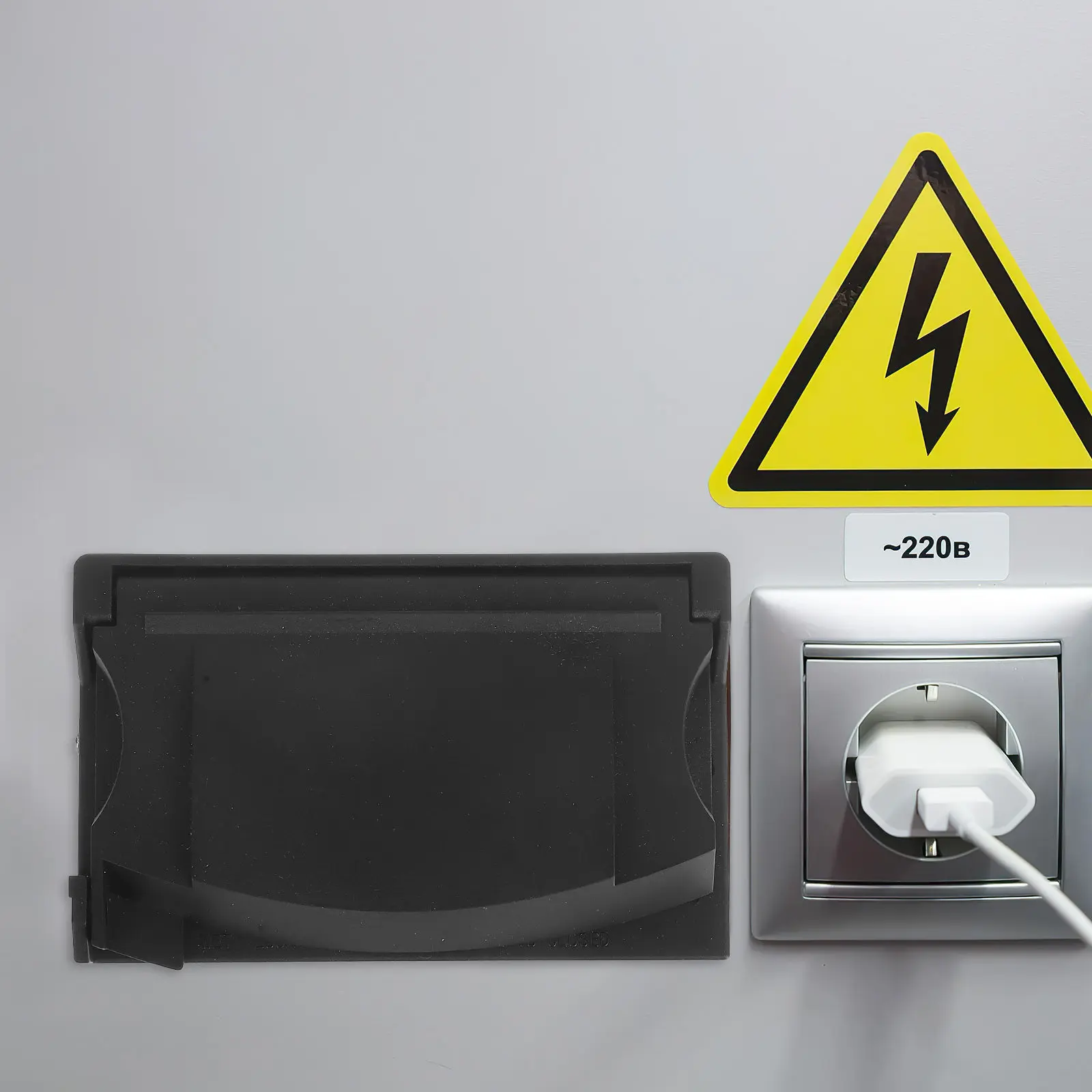 

Waterproof Socket Cover Outdoor Flip Weatherproof Outlet Box Transparent Dustproof Splash Resistant Uv Resistant Easy Install