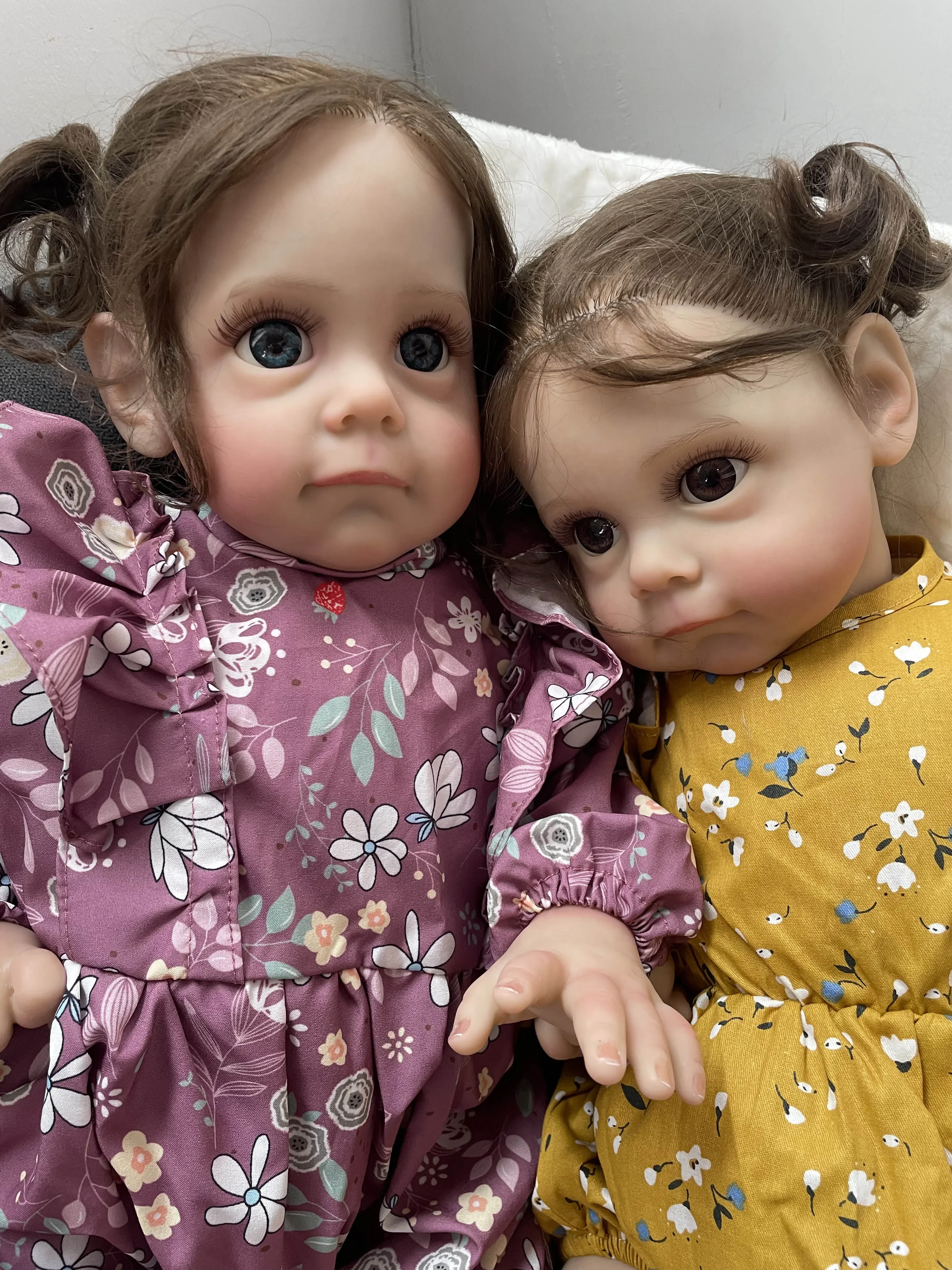 

60CM Maggie Popular Reborn Toddler Girl Doll Soft Cuddle Body Handmade Lifelike Baby Doll with Visible Veins Hand-Root Hair