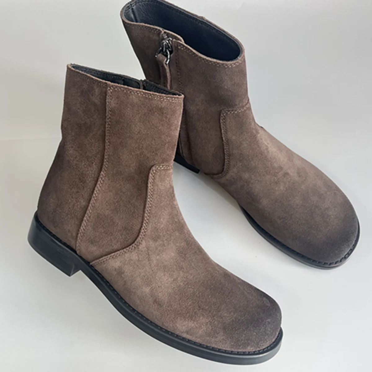 

Withered Minimalist Women's Boots, Autumn And Winter Boots Shoes Women, Retro British Chelsea Boots, Cowhide Boots Ladies