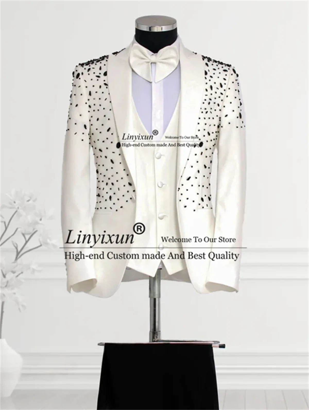 Rhinestone Decorated Tuxedos Men Suits Glitter Beaded Customized Groom Wedding Male Prom Blazers 3 Pieces Sets Ternos Completo