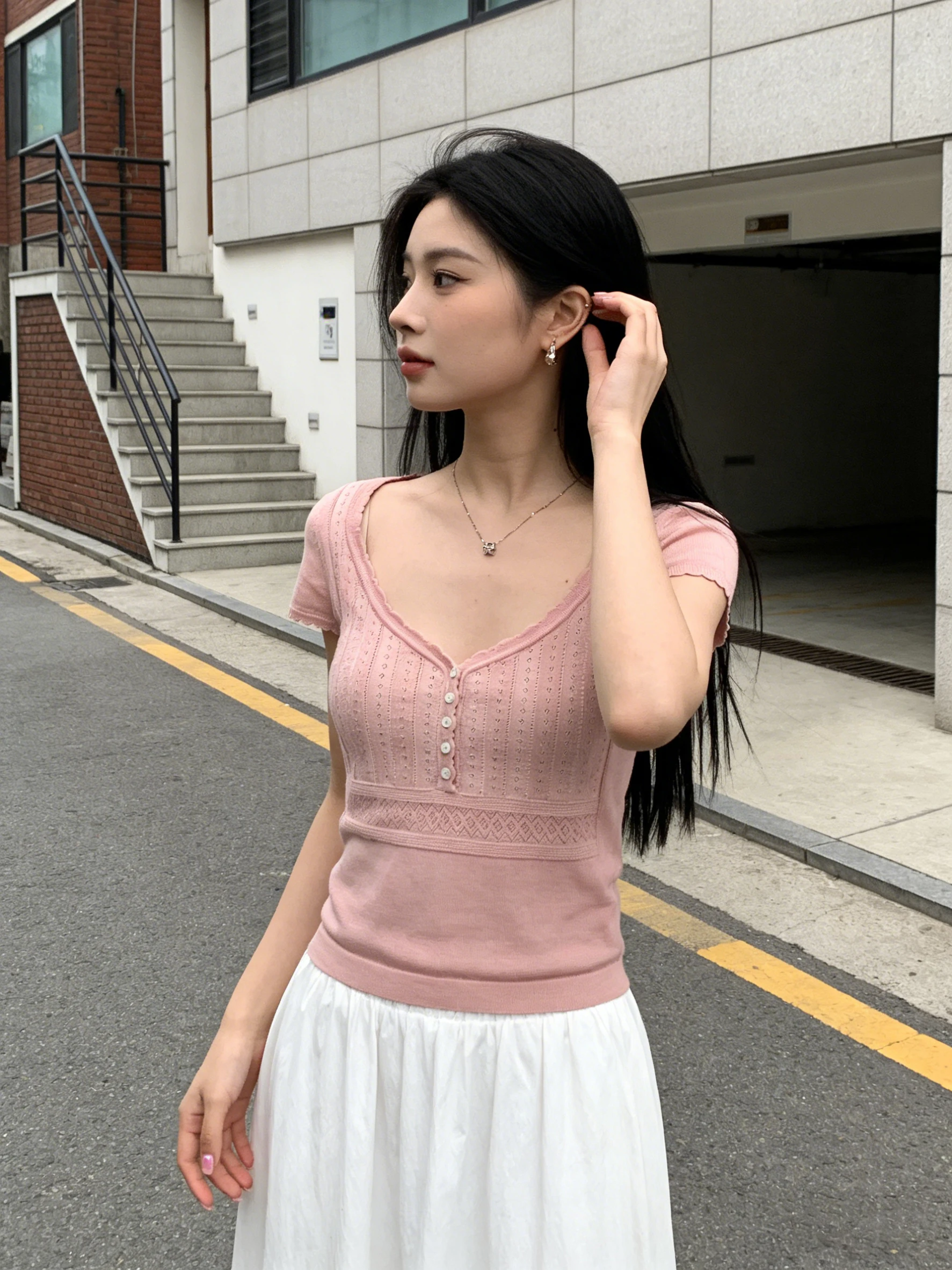 

Unique Pink V-Neck Button Design Short Sleeve Knitted Top Women's Soft Comfortable Summer New Style Korean Style Slim Fit