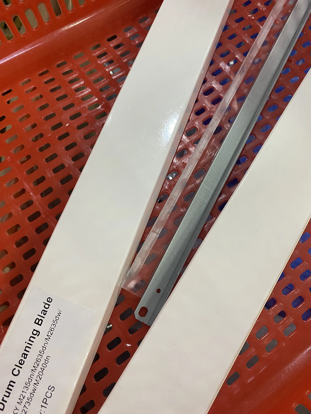 1X 302RV93010 DK1150 M2040dn Drum Cleaning Blade for Kyocera M2040 P2235 M2135 P2040 P2335 M2540 M2235 M2635 M2640 M2735 M2835