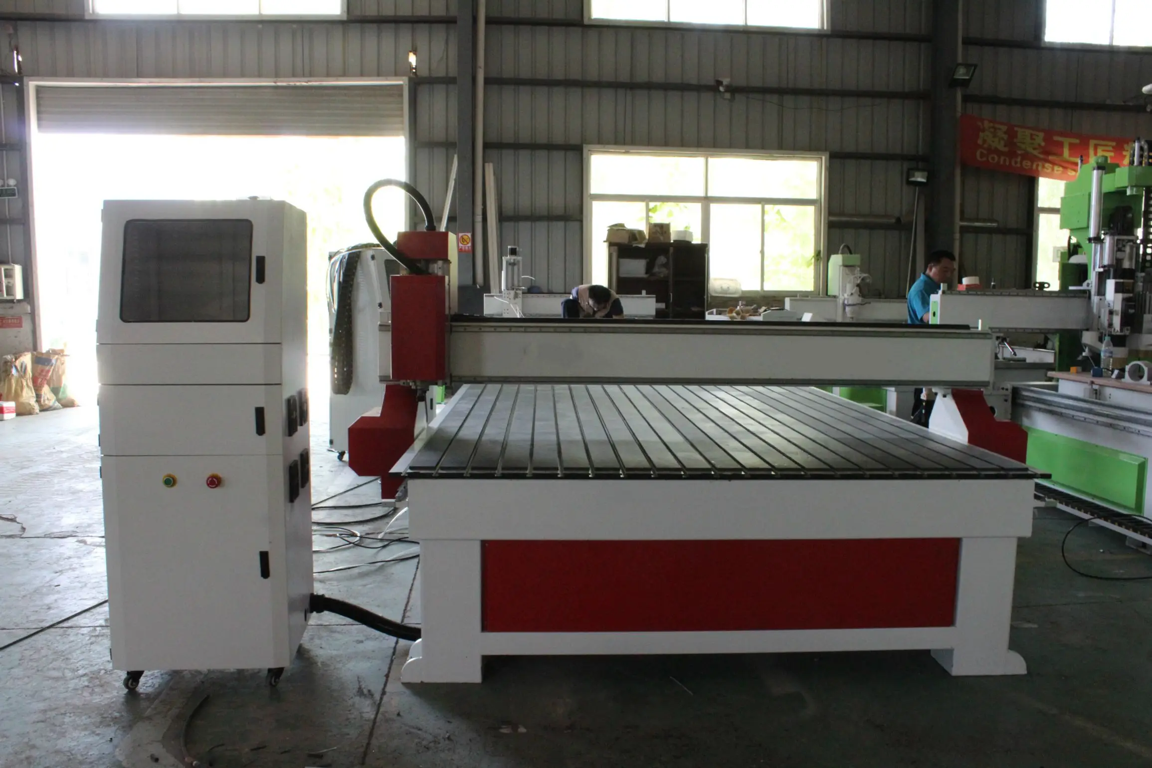 1325 CNC Router With Furniture Making Woodworking Hinery Engraving Cutting