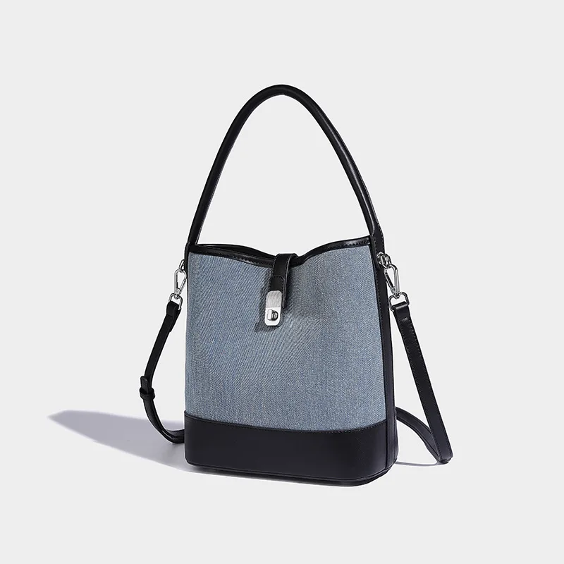 

Женская летняя новая сумка-мешок в стиле ретро 2025, высококачественная модная контрастного цвета, портативная сумка через плечо для пригородных поездок