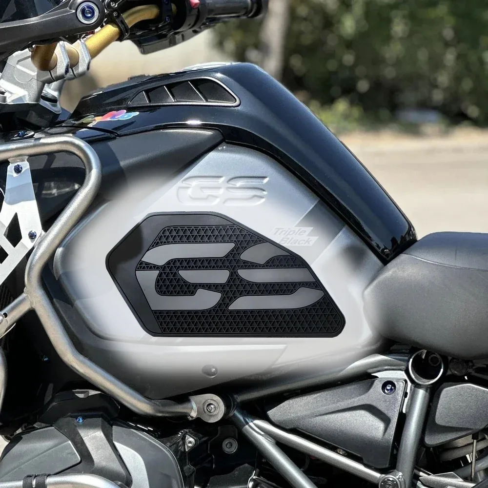 

For BMW R1200GS 2014-2018 / R1250GS ADV 2019-2022 Motorcycle Fuel Tank Side Anti-skid Protective Sticker