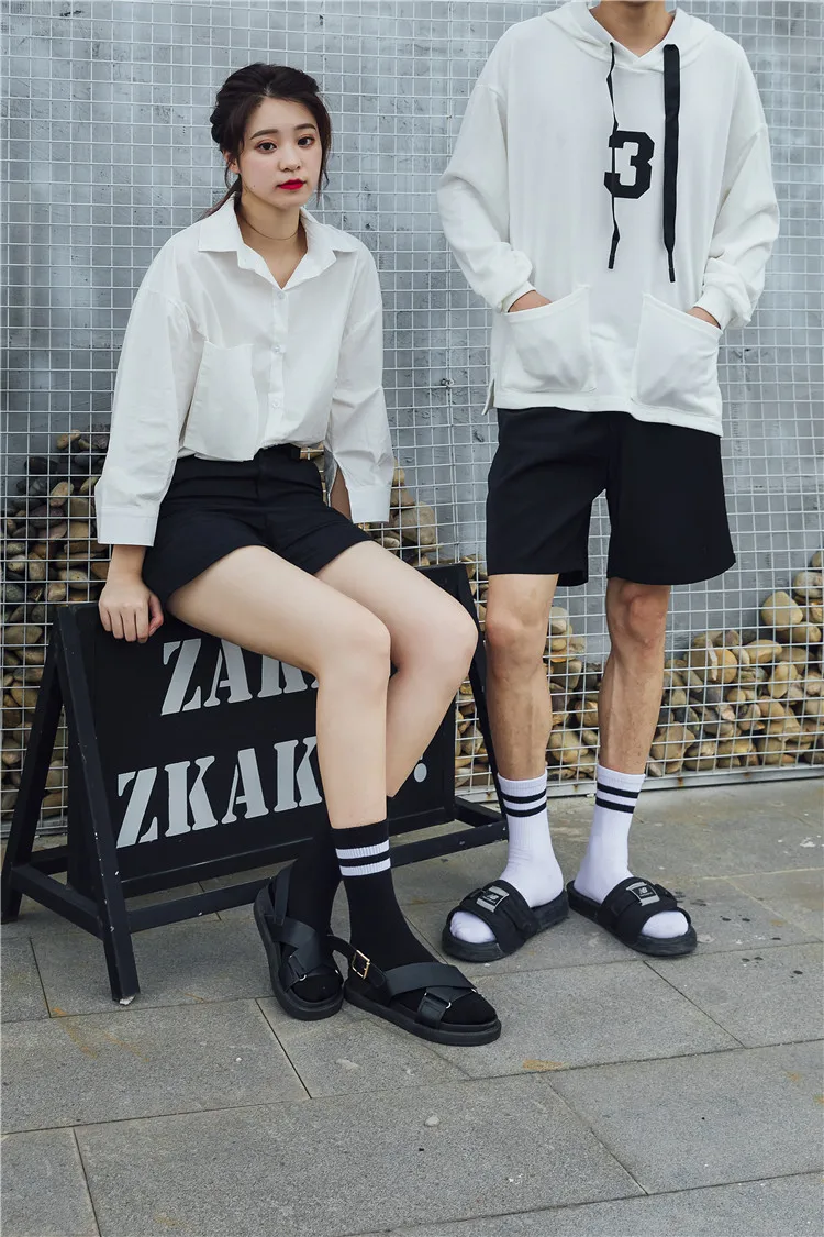 10 Paar gestreifte Baumwollsocken für Damen, atmungsaktiv, bequem, Sportsocken, schweißabsorbierend, modische schwarz-weiße Socken – Detail 10