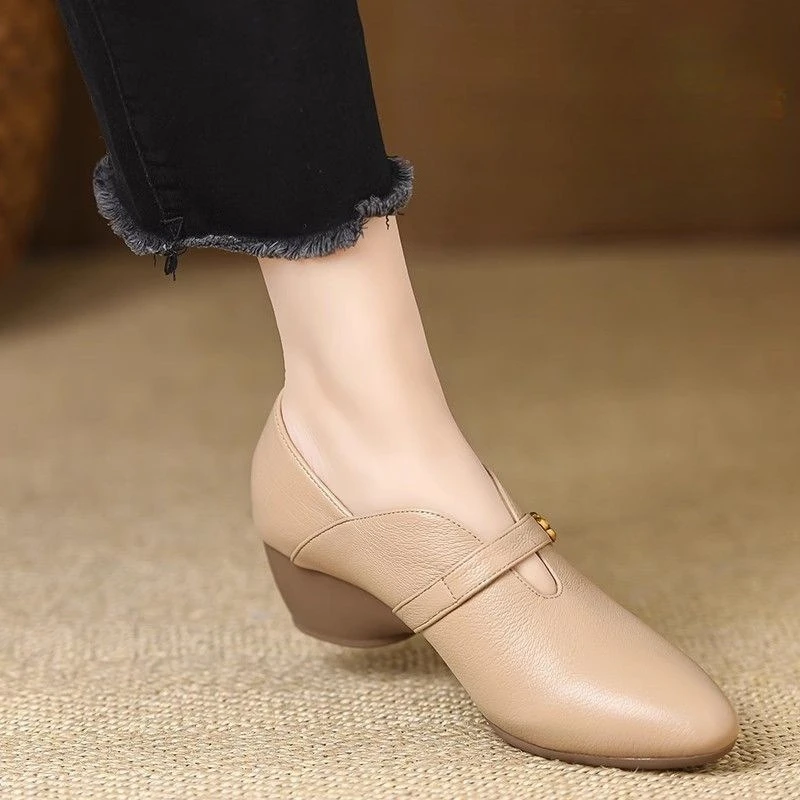 2026 Spring/Autumn New French Retro Pointed-Toe Pumps Design Soft Leather Comfortable Office Versatile Shoes