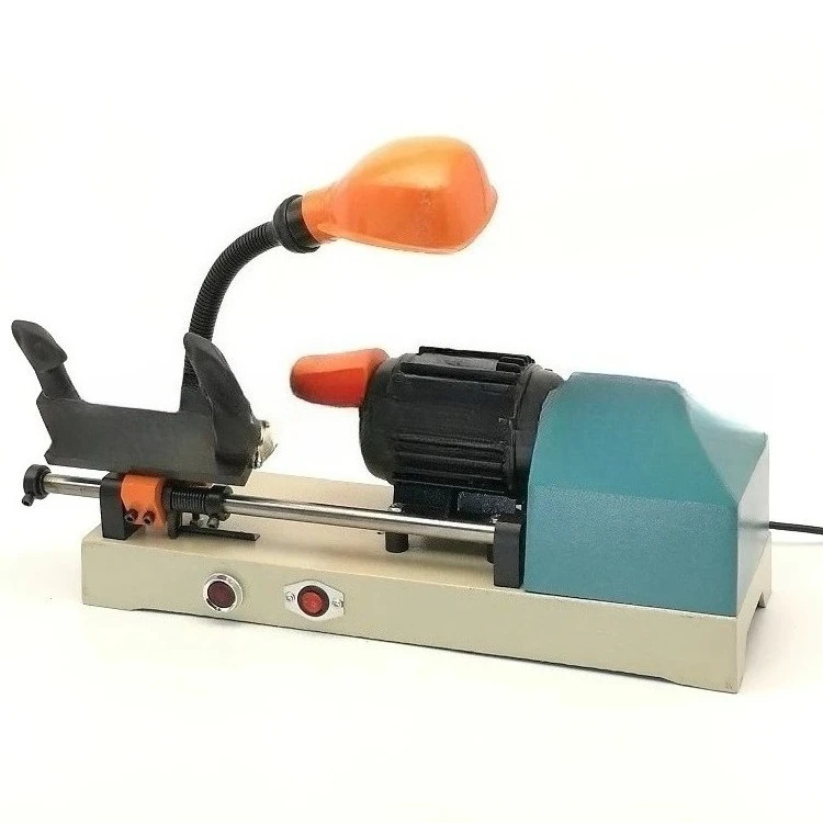 Automatic knife key machine key distribution