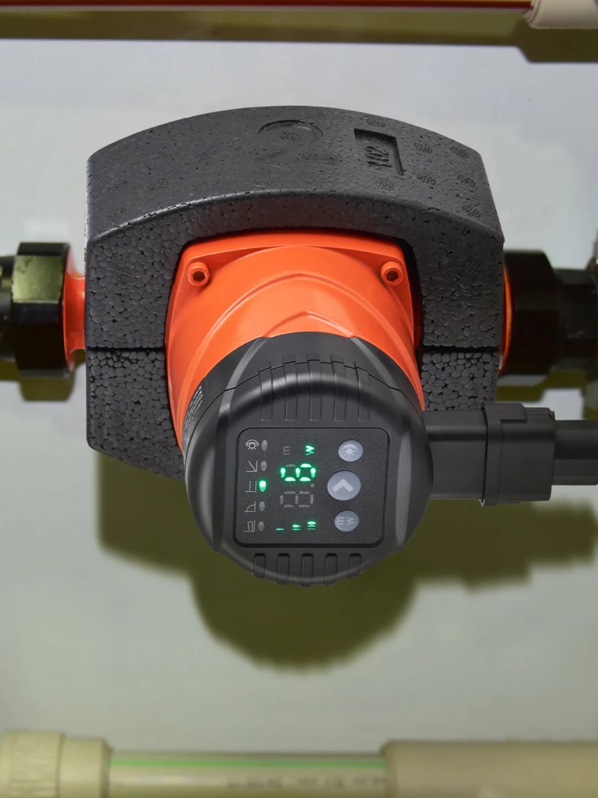 SucceBuy Heetwaterrecirculatiepomp 50/60/67 L/min Hoog rendement automatische pomp 1-1/2 "NPT met schroefdraad voor boilersysteem - afbeelding 2
