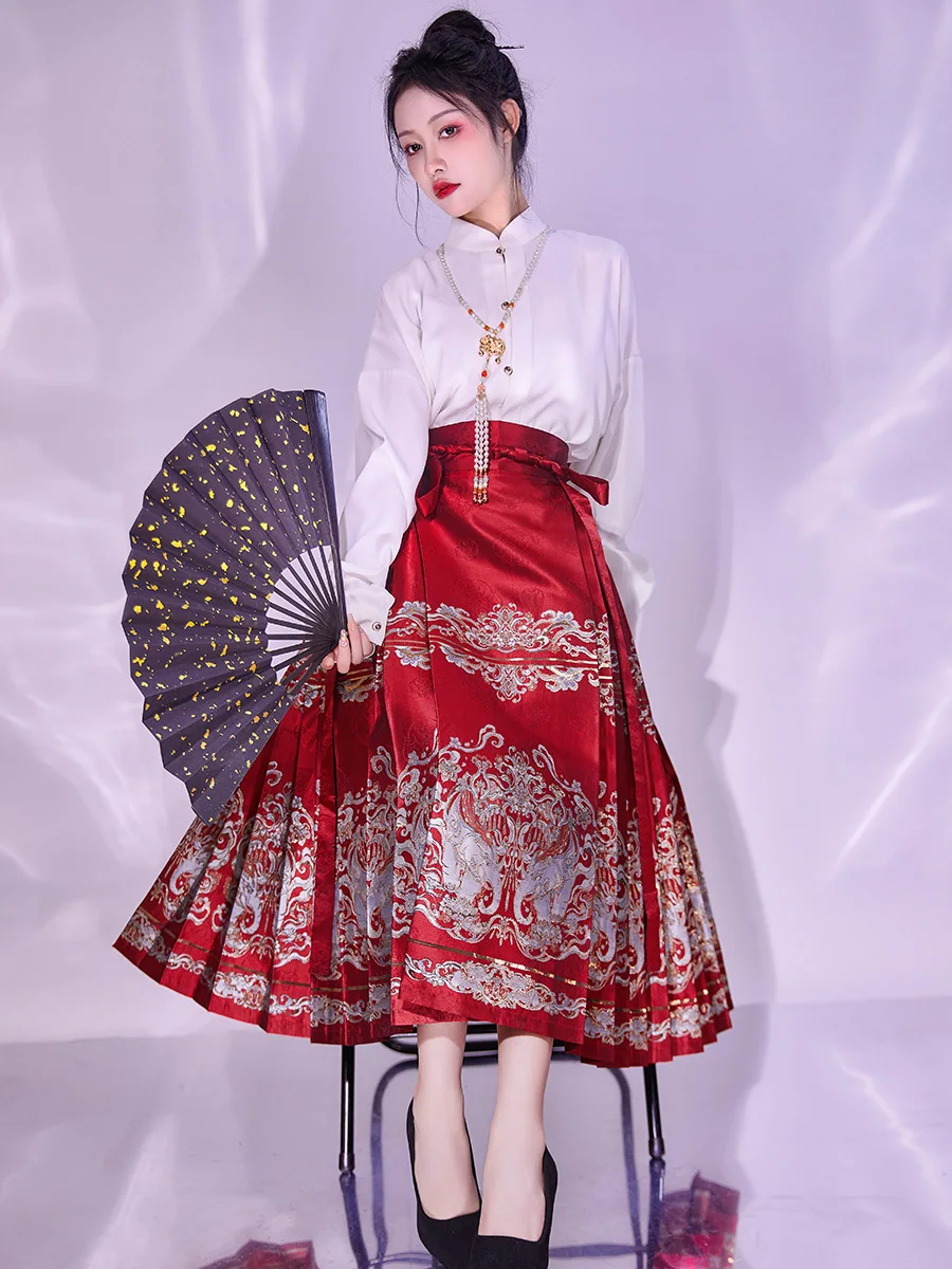 

Красная короткая юбка для женщин, повседневная, маленького размера, восьмисекционная, для ежедневных поездок на работу, от Tian Youxiang