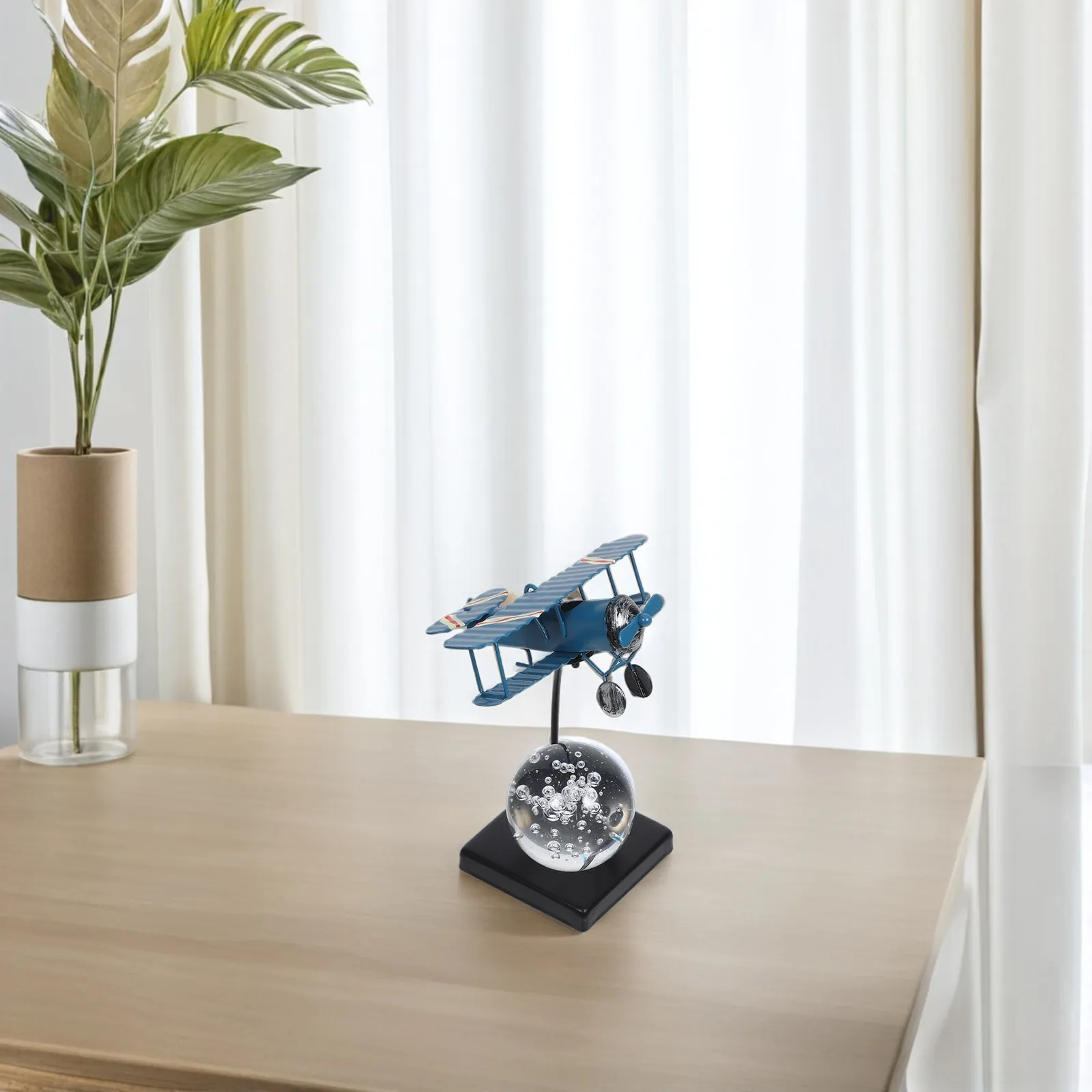 

Винтажная железная скульптура самолета, ретро-украшение для рабочего стола, реквизит для фотосессий, металлическое украшение ручной работы в виде самолета, декор для дома