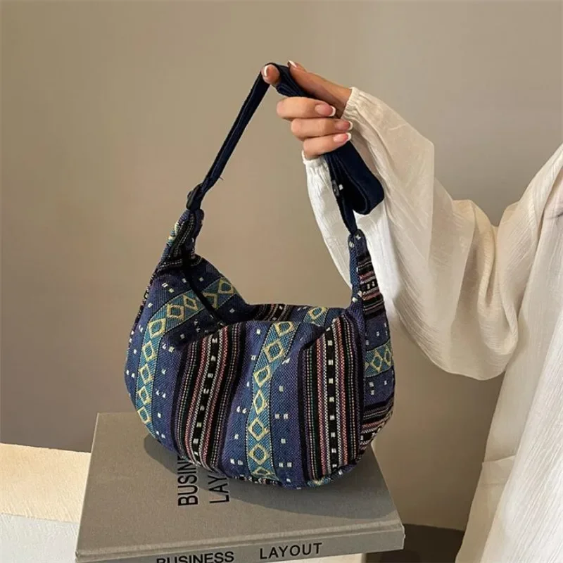 Gestreiftes Muster, Umhängetasche im Tribal-Stil, faltbare Umhängetasche mit Reißverschluss, handwaschbares, lackiertes Futter mit Flaggenmotiv – Detail 18