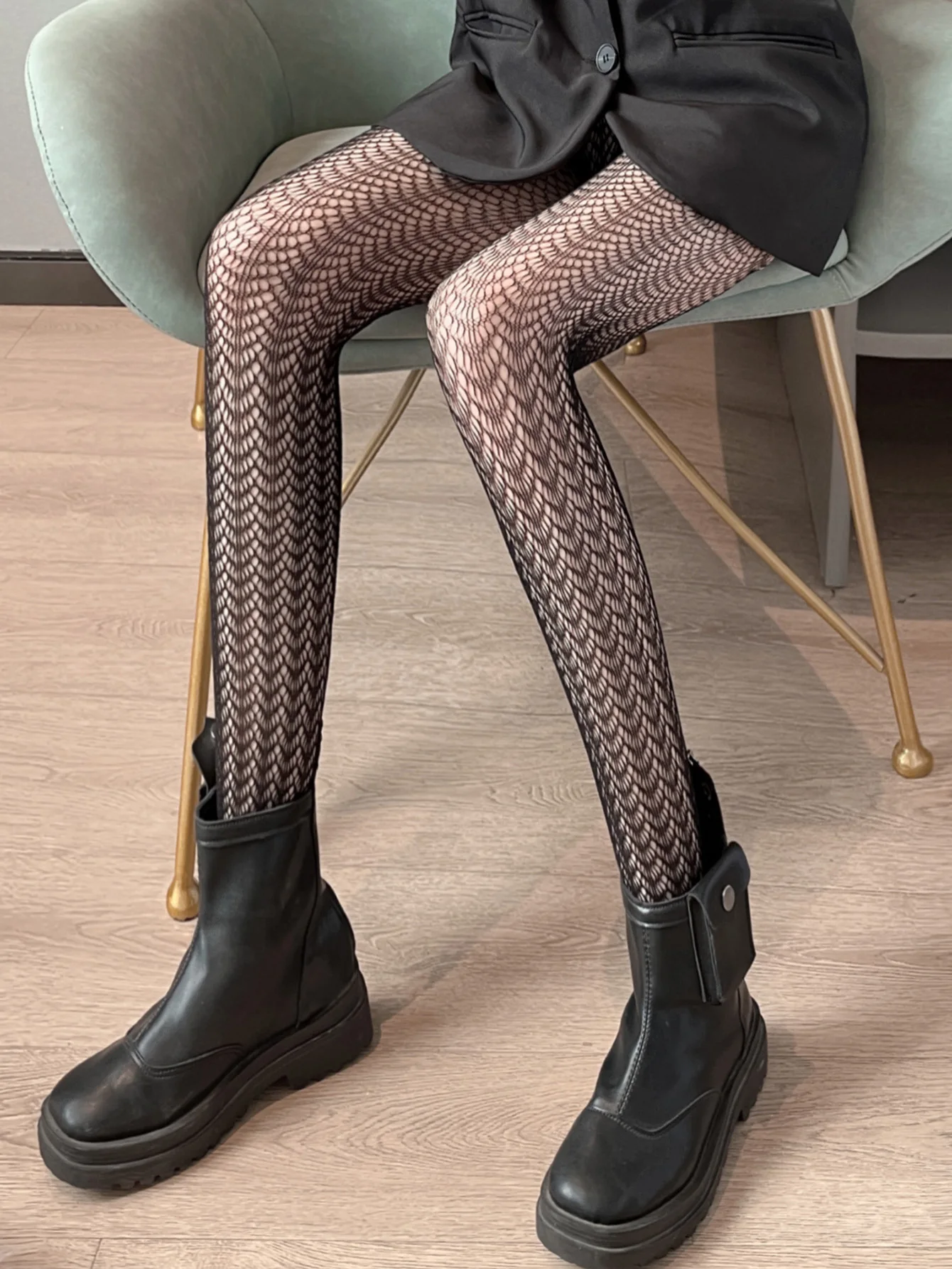 

Sexy Fish Scale Breathable Stockings Fashionable Sanrio Black Stockings Lolita Sexy Tights Anime Kuromi Style Fishnet Stockings