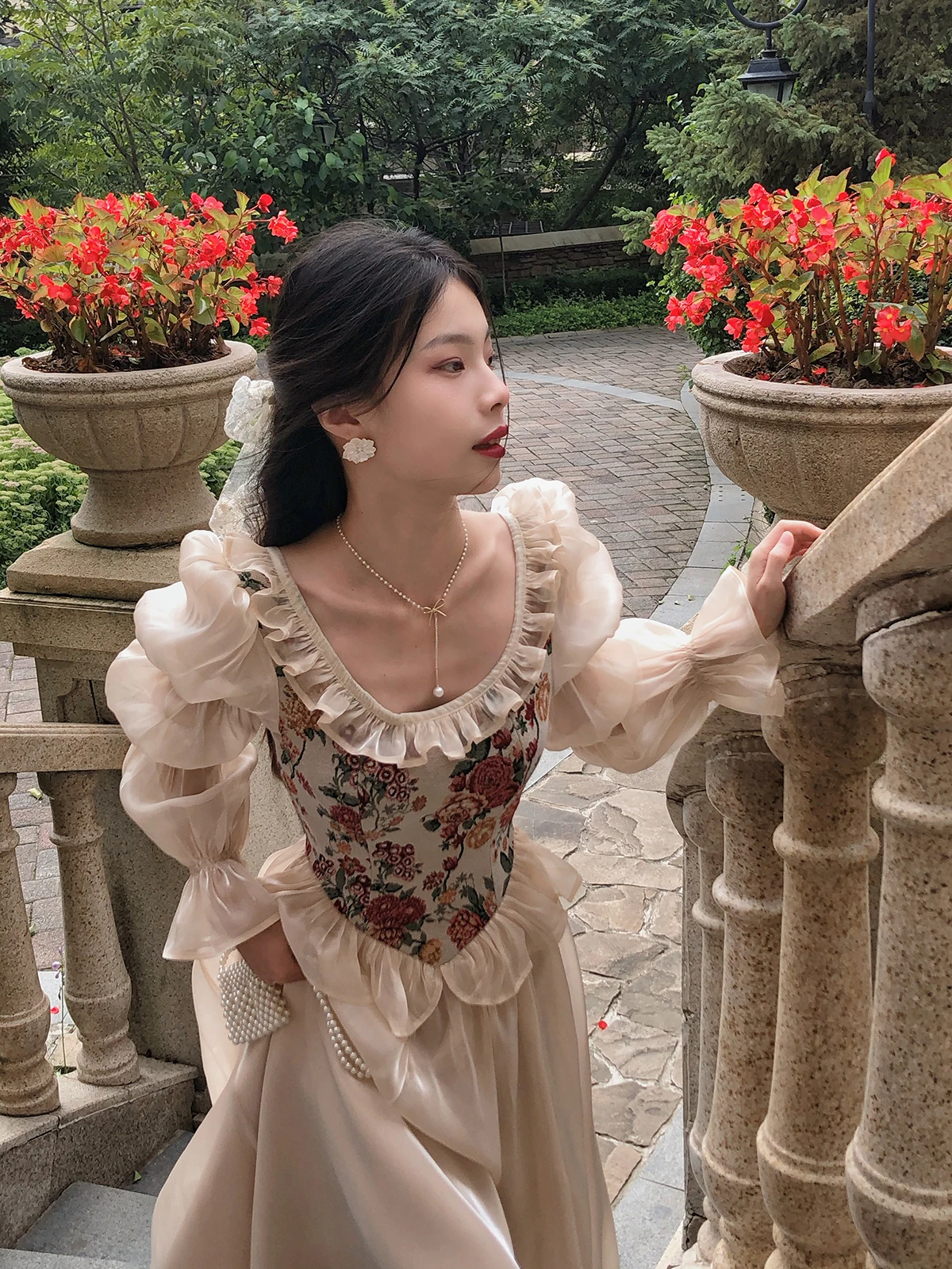 Women European Medieval Retro Court Princress Dress Bubble Sleeve Long Ball Gown Cosplay Costume Vintage Gothic Elegant Skirt