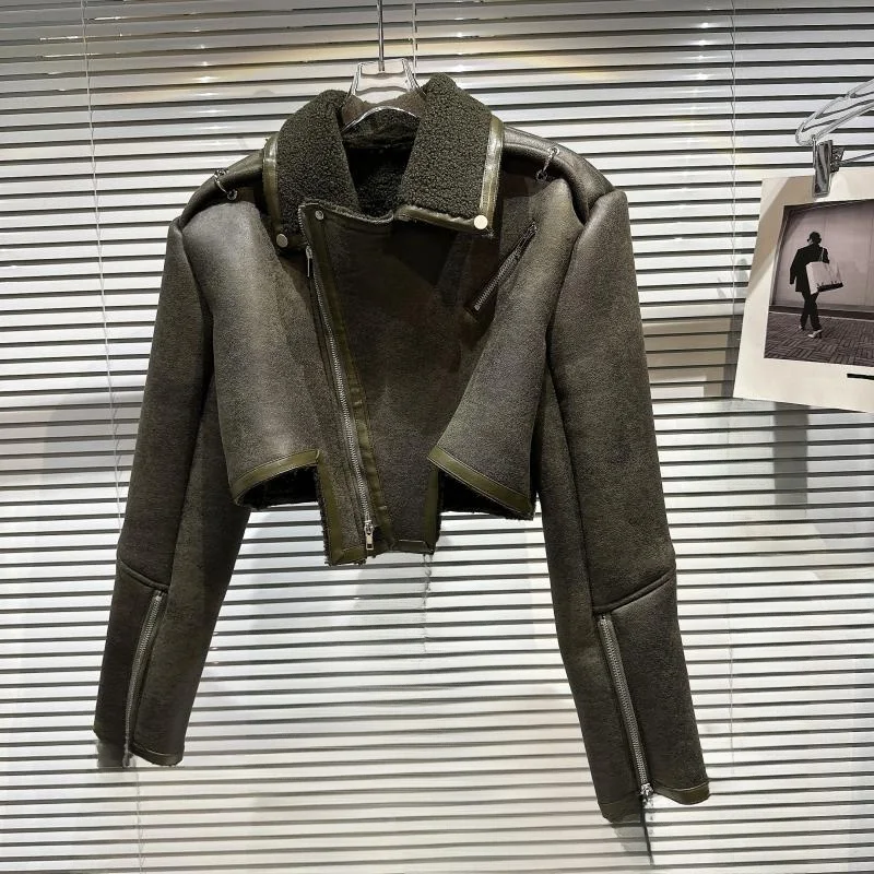 

Street Sle Winter 2025 Motorcycle Zipper Faux Leather Jaet Coat Inteated Fur Flip Suede Leather Jaet for Women