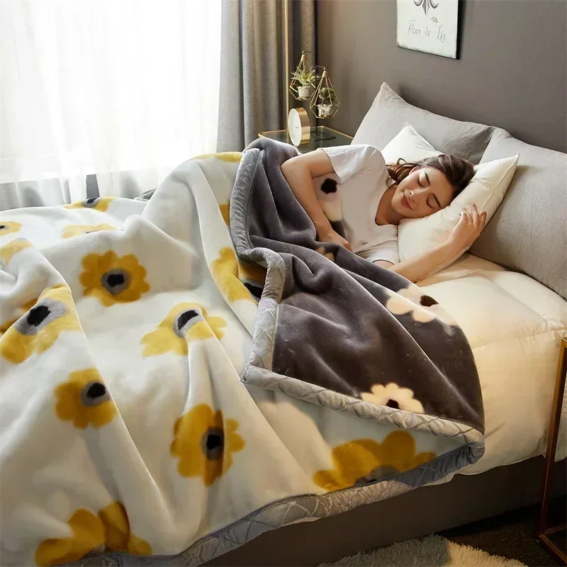 Double Sided Printed Spring Blankets for Bed Soft Warm Encrypted Flocking Raschel Blanket Skin Friendly Weighted Blanket Autumn