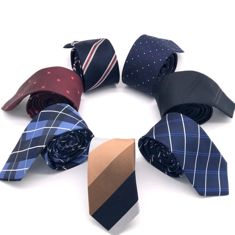 

In stock men's polyester silk tie with arrow shaped jacquard tie