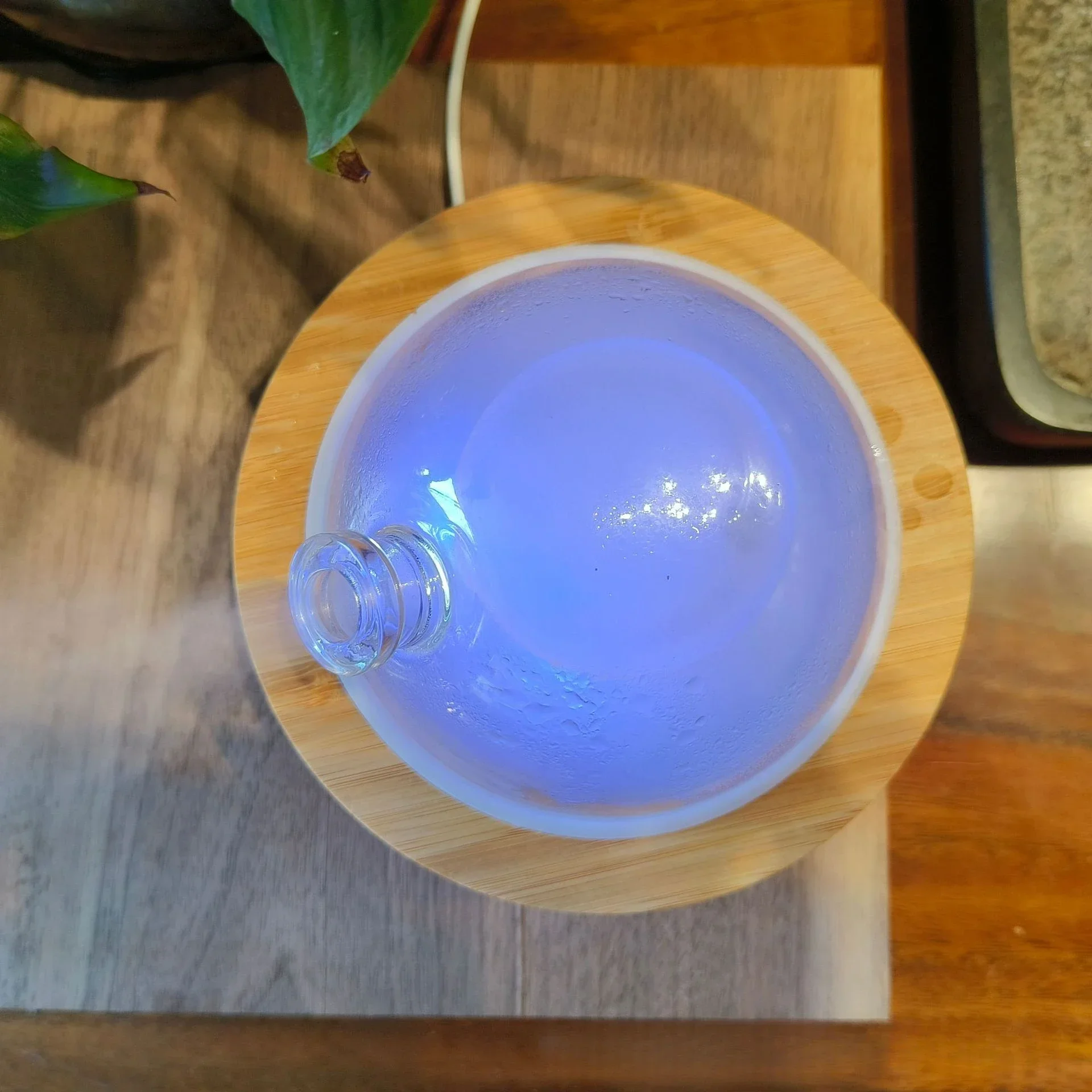 Glass Essential Oil Diffuser with Real Wood Base, 200ml Ultrasonic Aromatherapy Diffuser, Glass Dome Humidifier, LED Light Avail