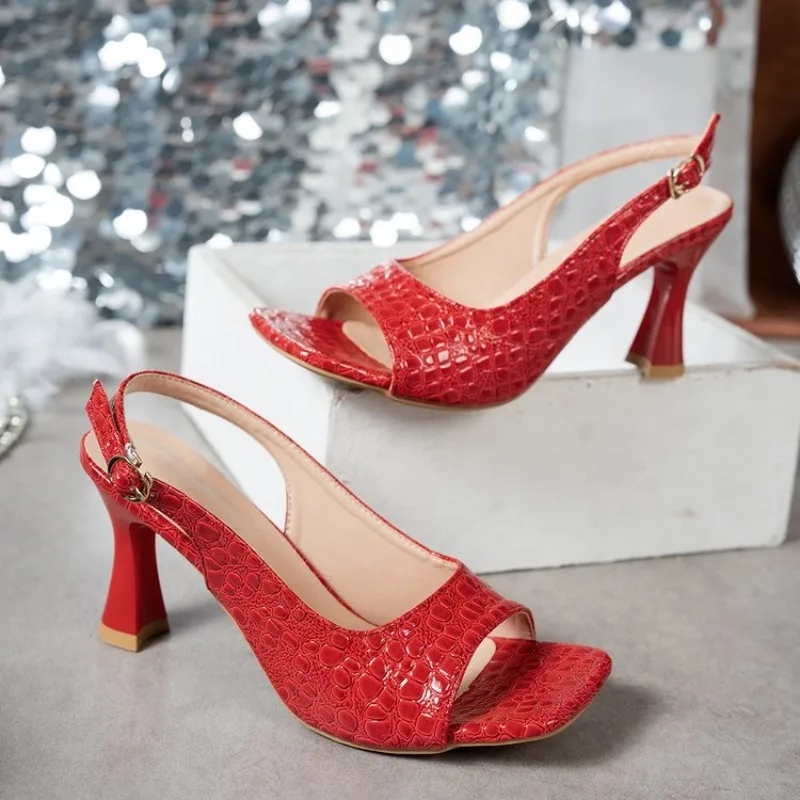 كعوب عالية على الموضة 2026 أحذية نسائية مثيرة فاخرة مصممة بمقدمة مربعة أحذية زفاف وفستان أحذية نسائية للحفلات #1