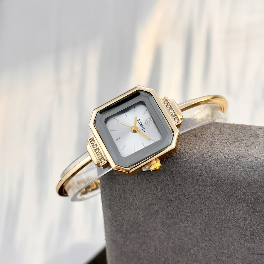Watch for Ladies: Square Dial Diamond-Embedded Ultra-Thin Strap Retro Style Minimalist Watch for Women