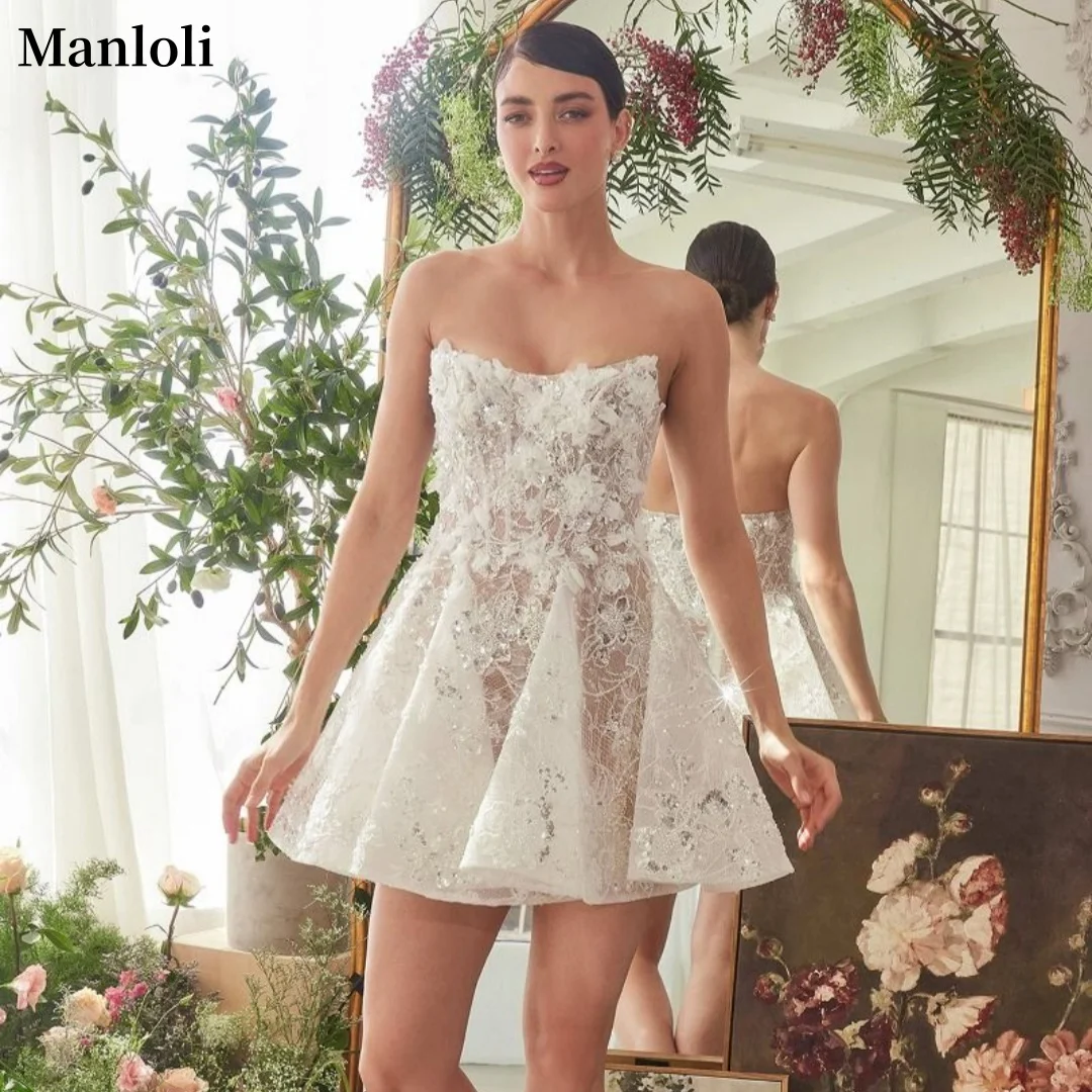 Elegantes trägerloses kurzes Hochzeitskleid mit 3D-Aufkleber, glänzendes Mini-Hochzeitskleid, formelles Party-Heimkehrkleid, Brautkleid nach Maß