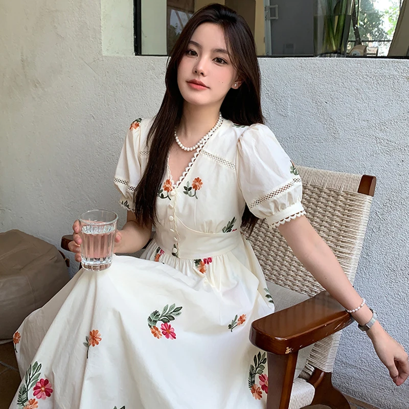 Flowers Embroidery Dress Women Summer Lace Patchwork Design Mid Length Big Swing Party Dress Elegant V-Neck Hollow Puff Sleeve