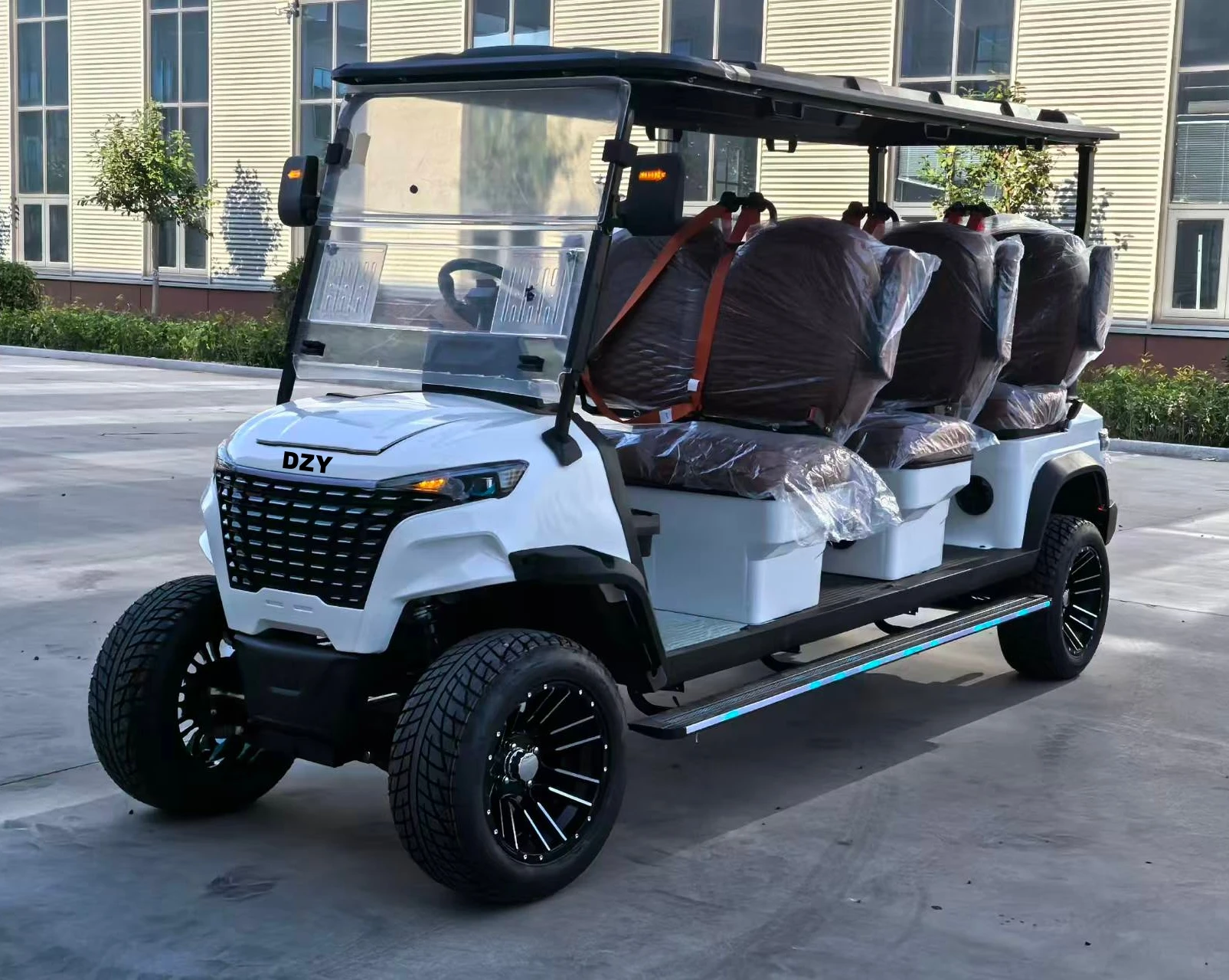 Customized electric golf cart 4+2-seater lithium battery practical golf off-road vehicle electric golf cart golf cart car