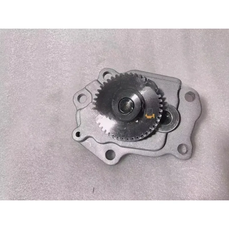 

TCM T3 J02 TD27 Forklift Accessories Oil Pump 15010-43G05 15010-43G06