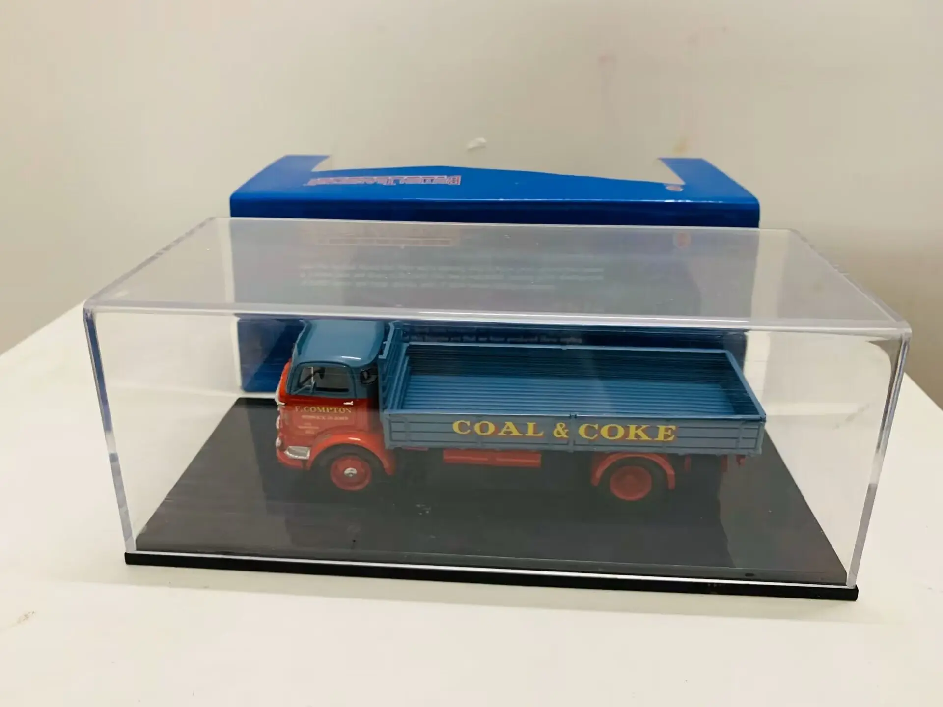 British Transport 1:50 Scale Resin Model Truck Commer LWB Dropside Lorry Compton New in Box