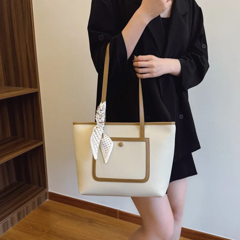 

Designer Classic Diaper Bag For Women Luxury Crossbody Handbag Elegant Leather Tote Minimalist Vintage Large Capacity Bag