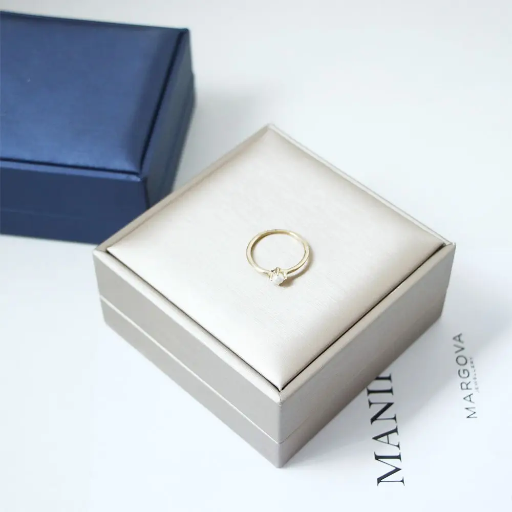 Portable Necklace Case PU Leather Ring Holder Square Jewelry Display Storage Case Jewelry Boxes Earrings Storage Ring Box