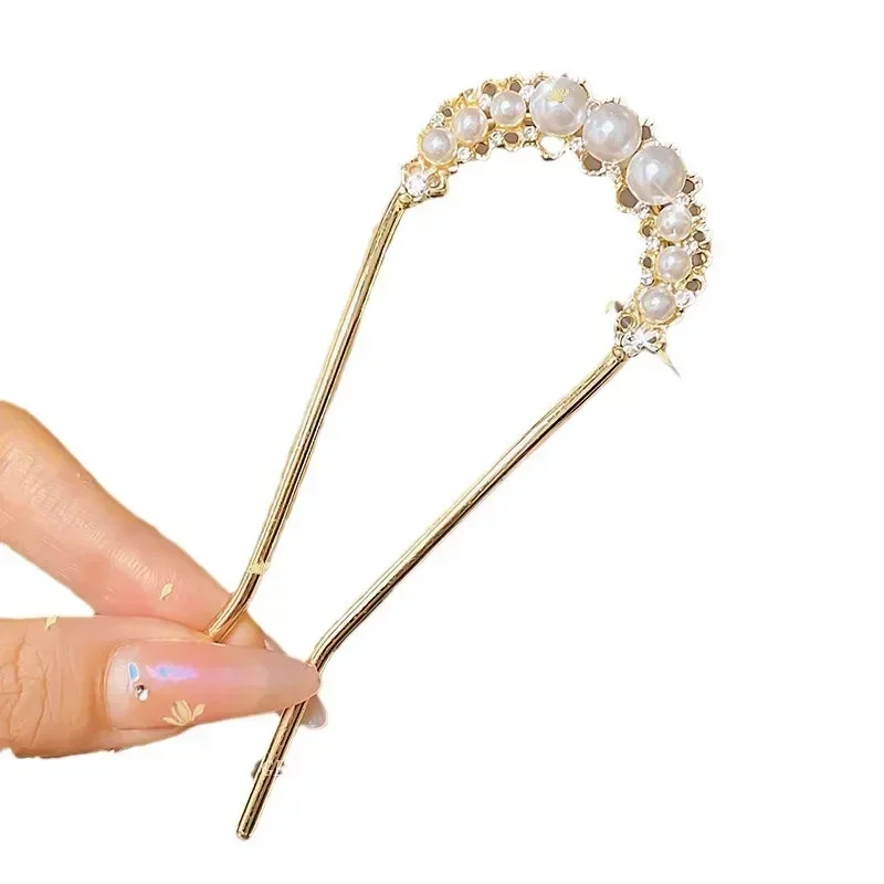 2025 New Chinese Style Pearl Tassel Hairpin with Ancient Style Swaying Women\'s Light Luxury U-shaped Horse Face Skirt Hairpin