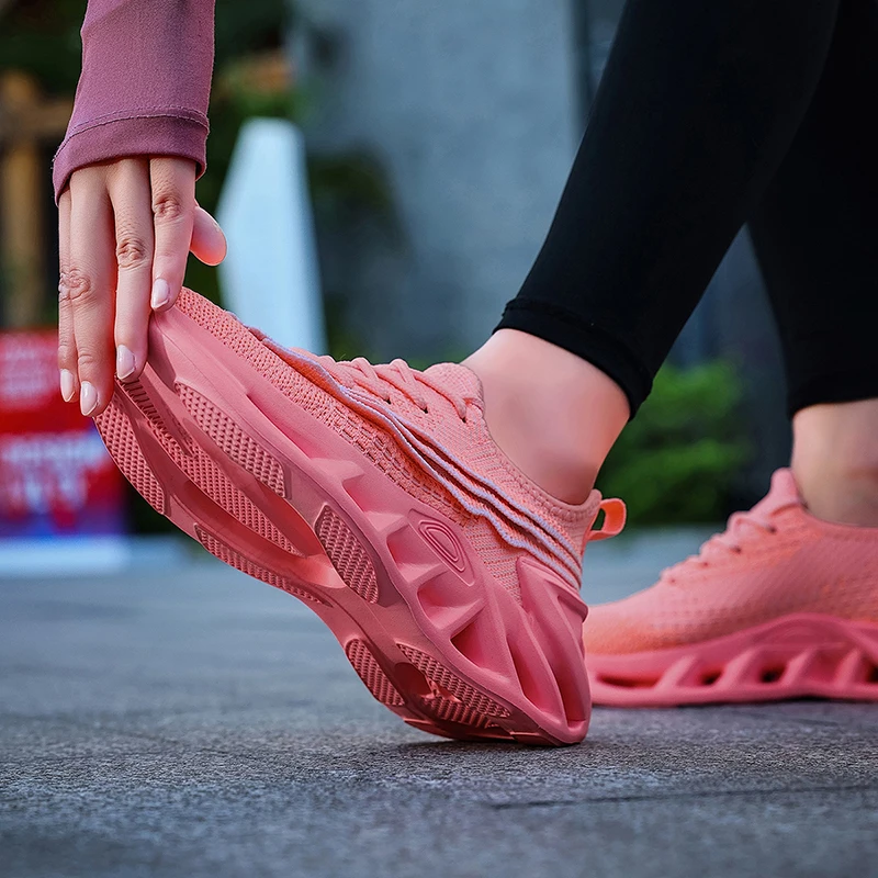 Fashion Purple Running Shoes Unisex Breathable Knit Socks Shoes Woman Sports Shoes Cushion Light Blade Sneakers Man zapatillas