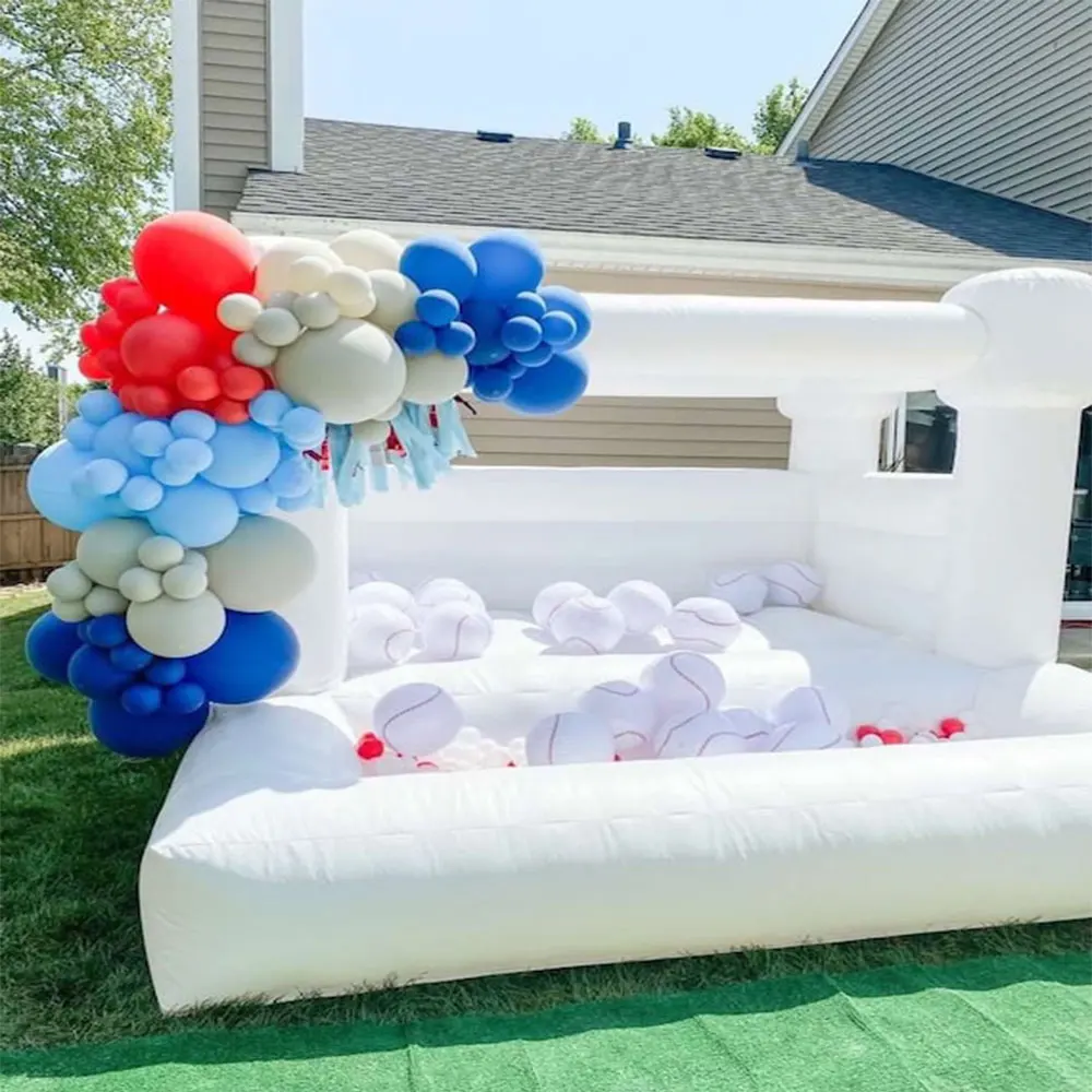 Commercieel opblaasbaar wit springkasteel met ballenbak voor kinderen