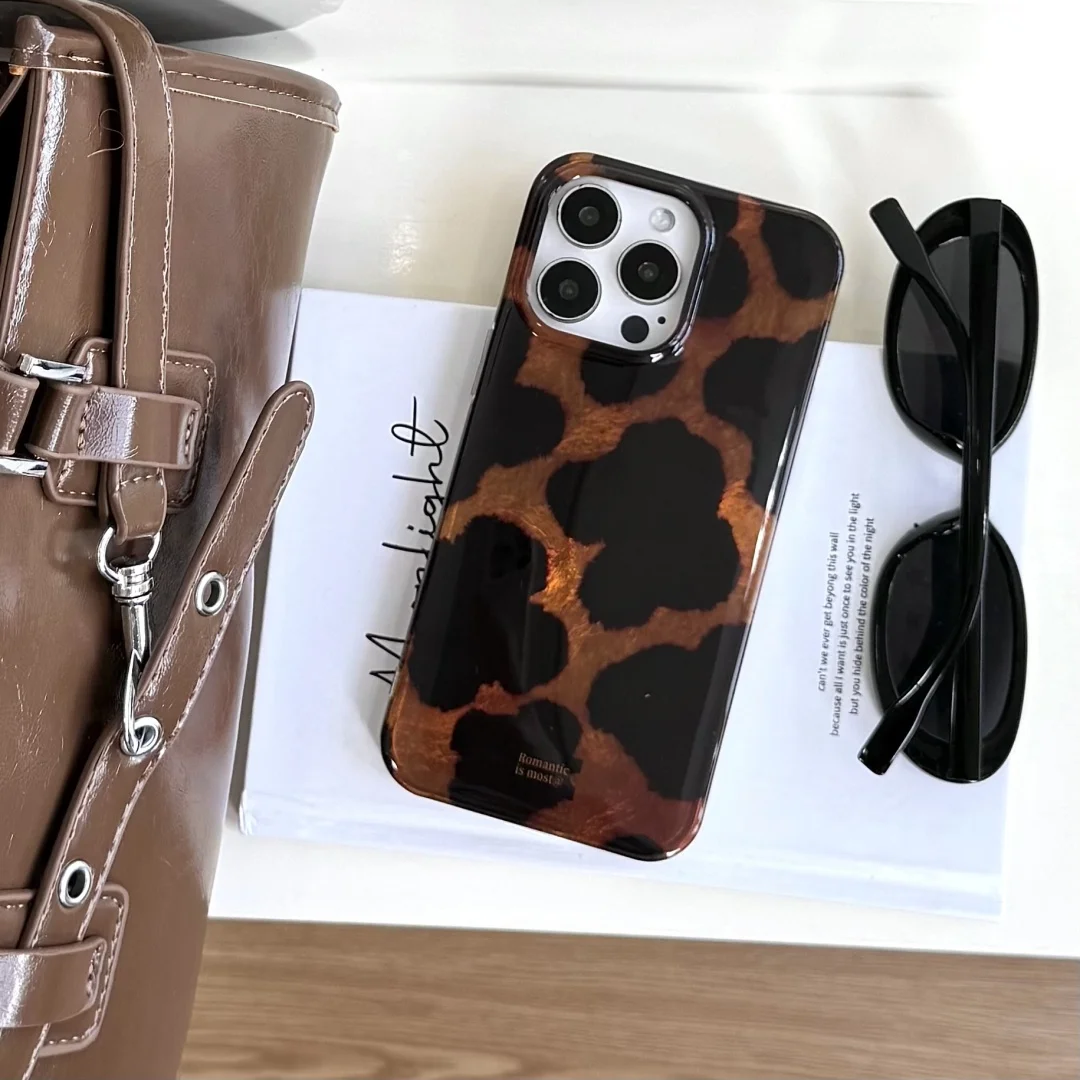 Custodia per telefono laser con segni di inchiostro semplici per telefono 16 15 14 13 12 Pro Max Plus Elegante copertura per paraurti posteriore con stampa leopardata