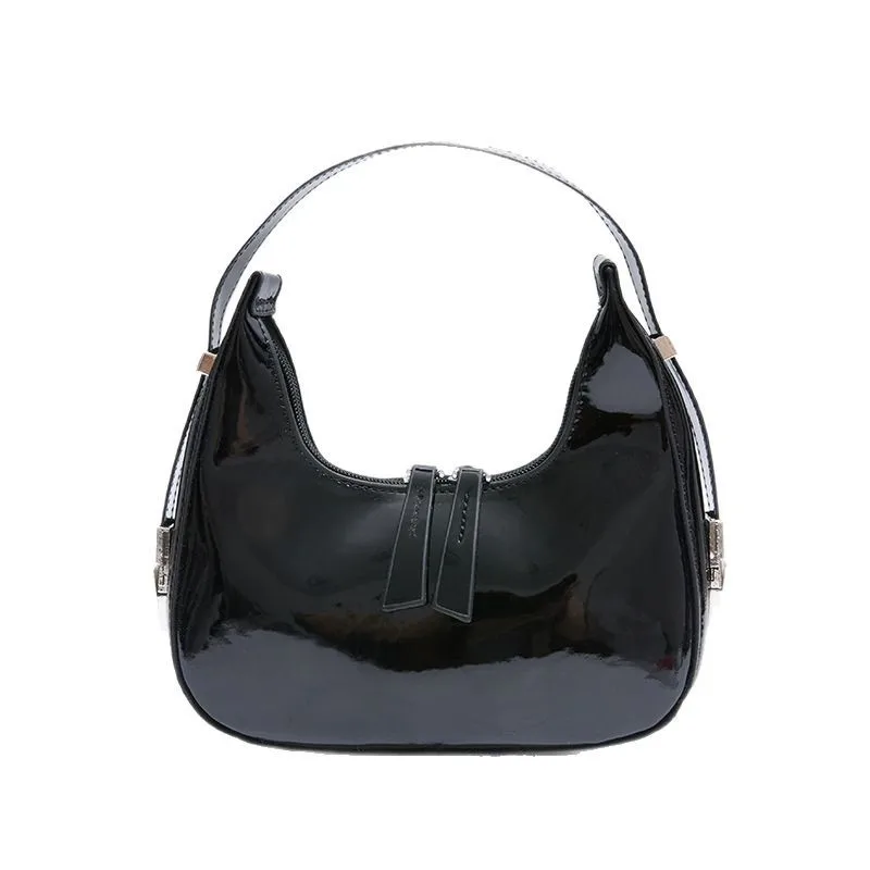 Nowa damska torebka na wiosnę i lato 2025, mała designerska torebka na ramię z lakierowanej skóry, modna torebka pod pachę.