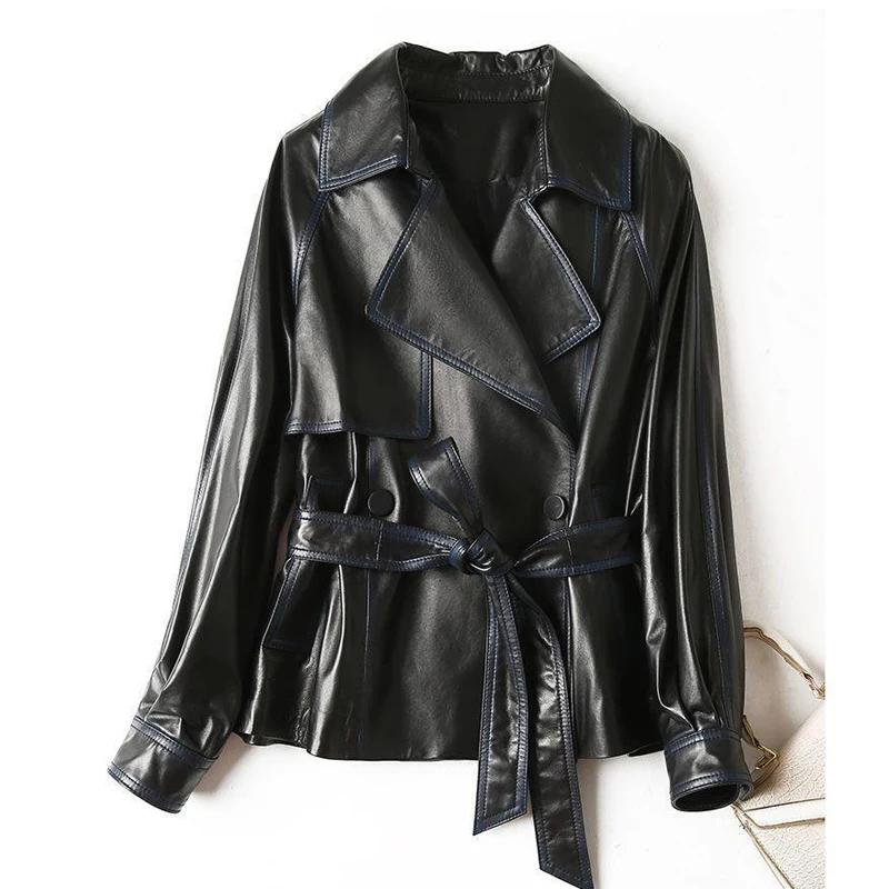 Damen-Jacke aus echtem Leder im britischen Stil, 2025, Herbst, lockere Schnürung, schmale Taille, Ledermäntel, erste Schicht, kurze Schaffelljacke