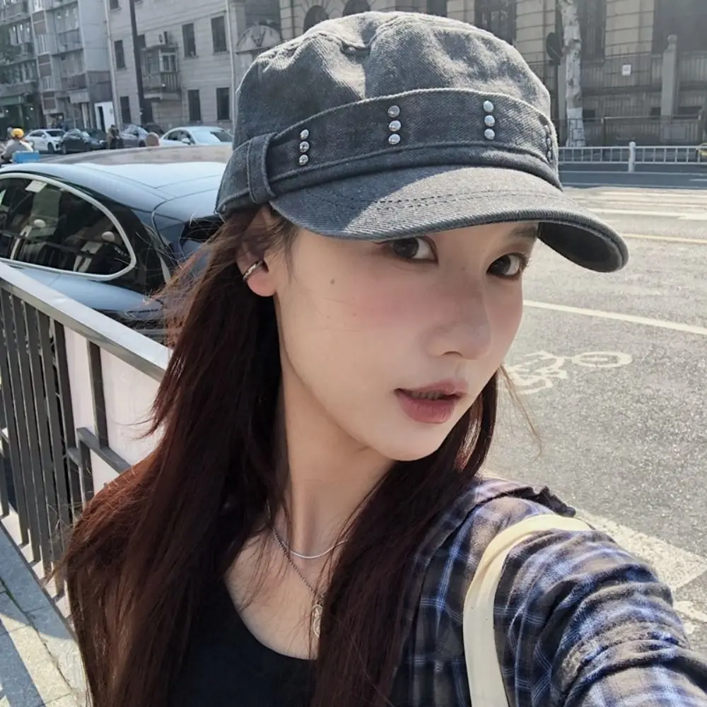 

Vintage Rivet Flat Top Hat Washed Denim Gothic Peaked Cap Y2k Visor Cadet Cap Streetwear