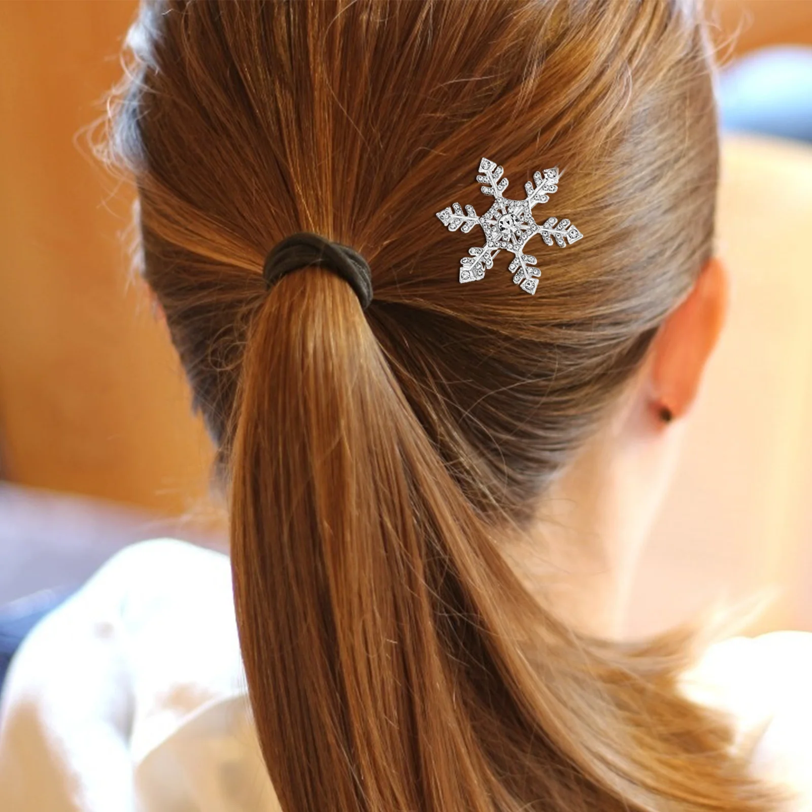 

5Pcs Glitter Snow Hairpins Delicate Snowflake Design Hair Barrettes Perfect for Weddings Birthdays Hair Accessories