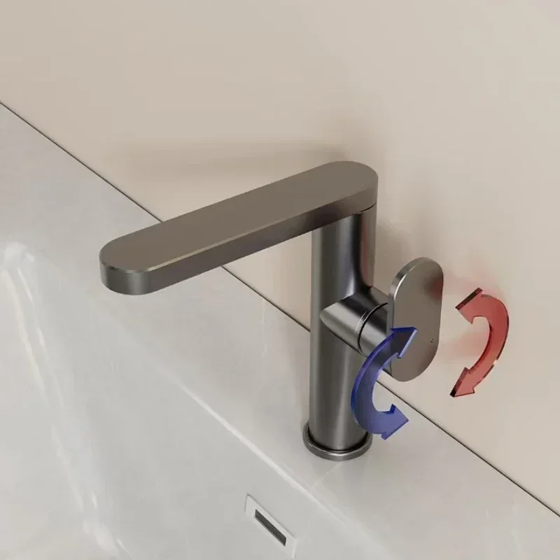 

Bathroom faucet, 360 ° rotatable hot and cold sink faucet, space aluminum material