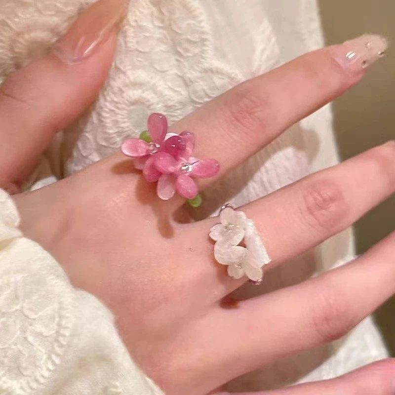 Romantic Cute New Violet Flower Acrylic Ring Spring Summer Elastic Beaded Rings for Women Friends Charm Jewelry Accessories Gift