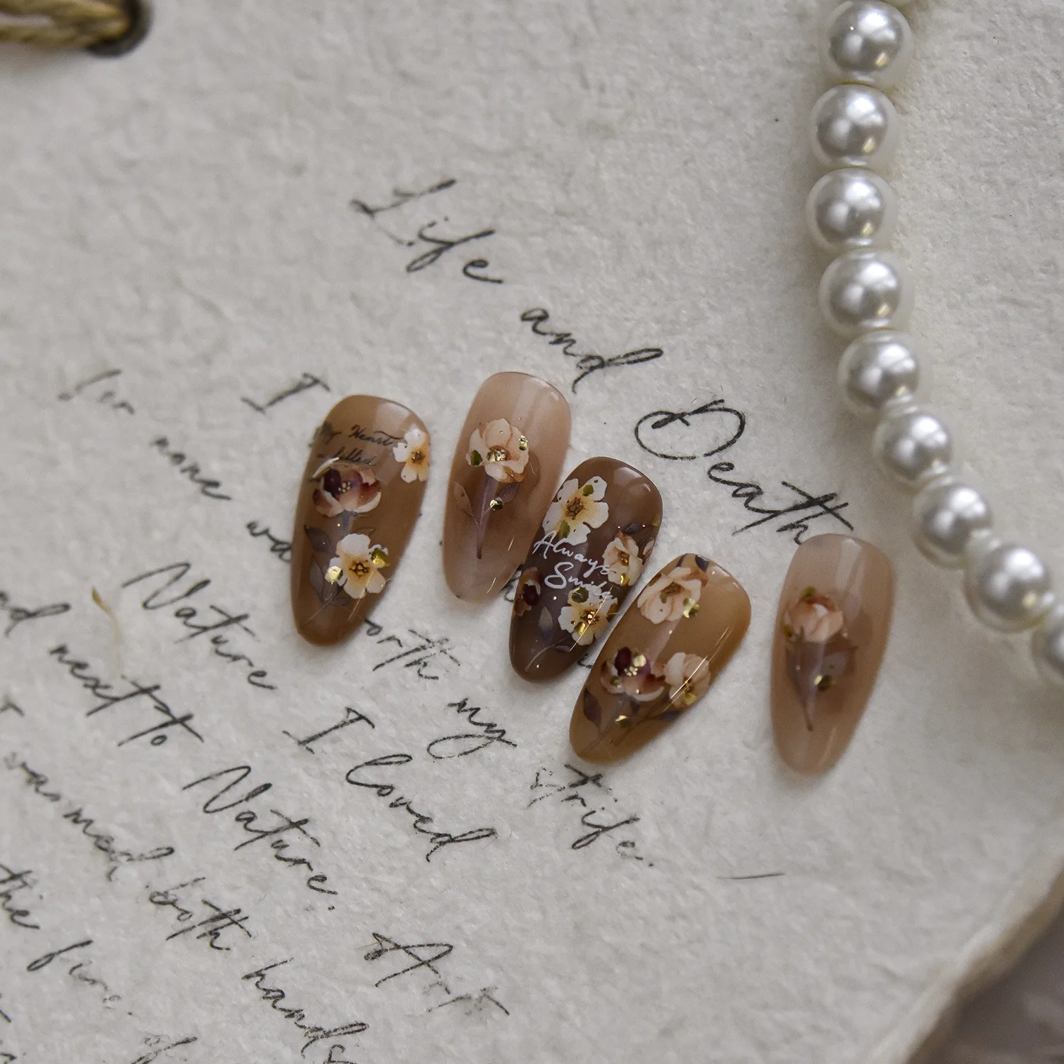 الذهب تنقش الرجعية المائية زهرة تزهر مسمار الفن ملصقات DIY مواد الديكور مانيكير الشارات مسمار الفن الملحقات