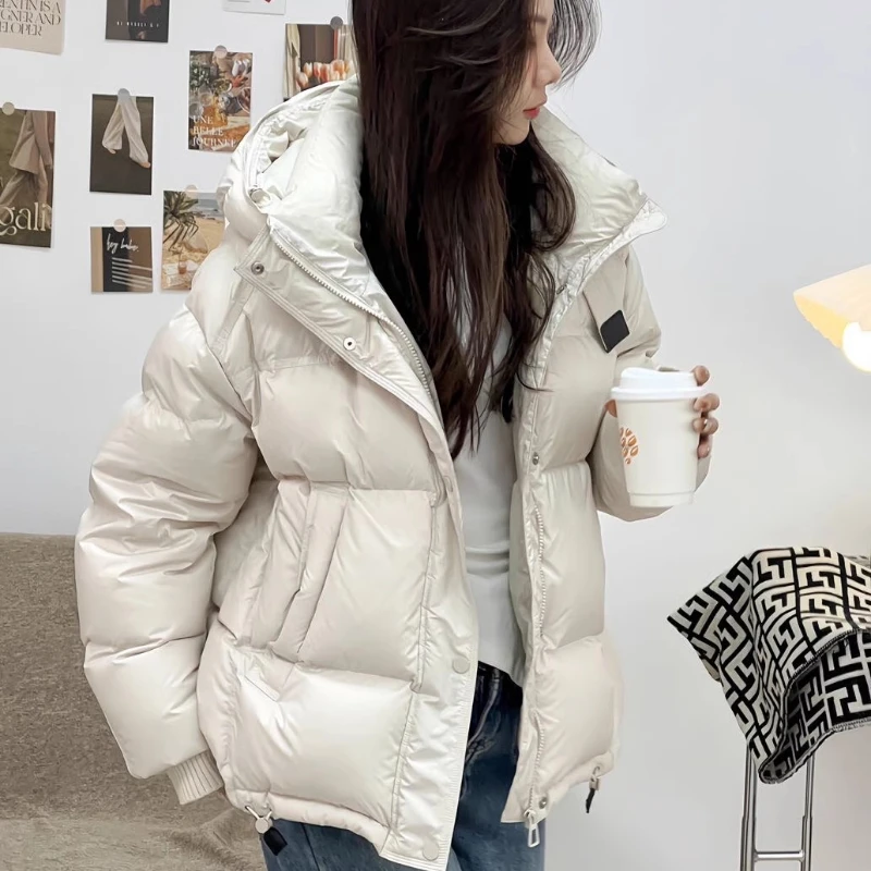 2024 New Women\'s Hooded Down Jacket 90% Duck Down Thickened Short Down Jacket Casual Versatile Fashion Cuffs Label Warm Coat