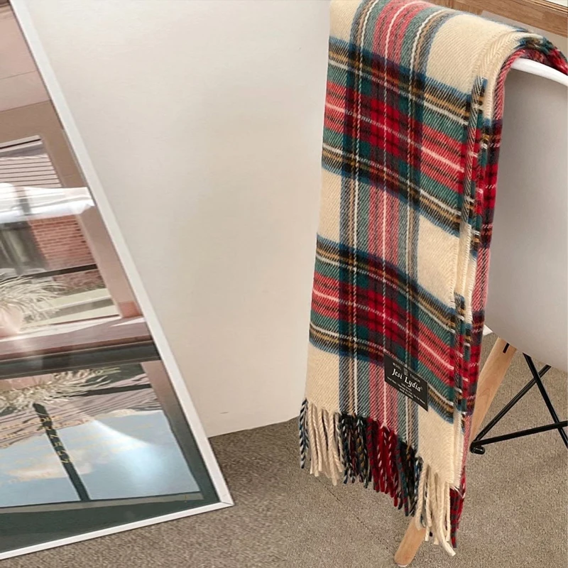 Autumn Winter Korean Scarf Thickened Insulation Pashmina Grid Pattern Neckerchief High-quality Atmosphere Sense Tassels Shawl