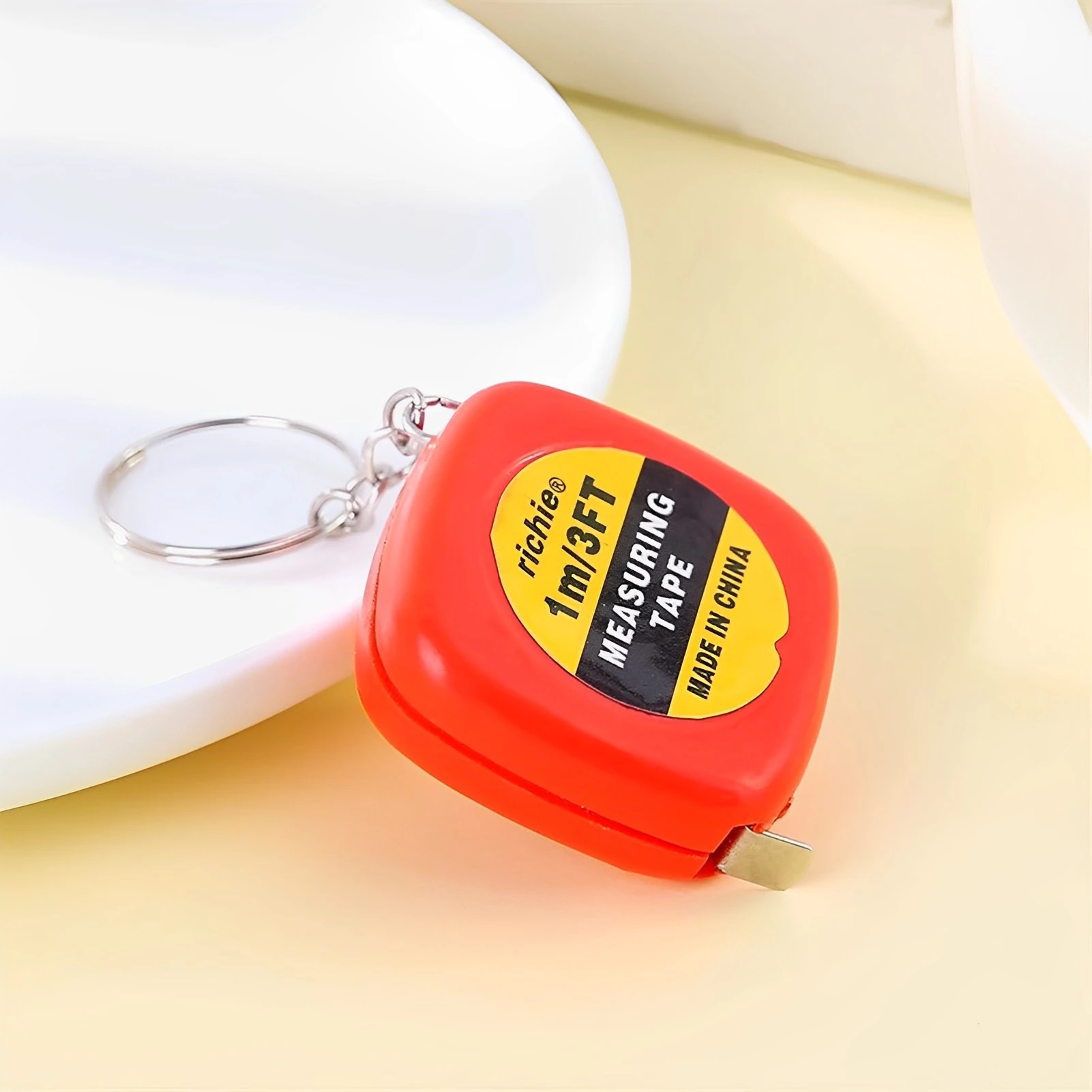 Small Keychain Measure Tape Easy Reading Automatic Retractable Steel Tape Ruler Suitable for Electricity Family Use