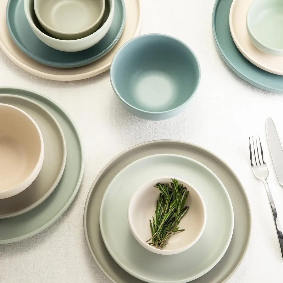 Conjunto de louça de grés de 16 peças para 4 inclui pratos e tigelas vitrificadas de cetim com acabamento fosco Conjunto de prato de cerâmica durável ideal