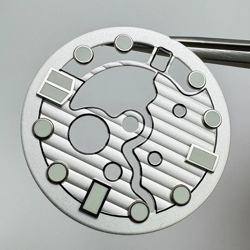 28.5mm No Logo Dial Hollow Out Design Green Luminous Dial New Diary Watch Dial for NH35/NH36/4R/7S Movement Modified Repair