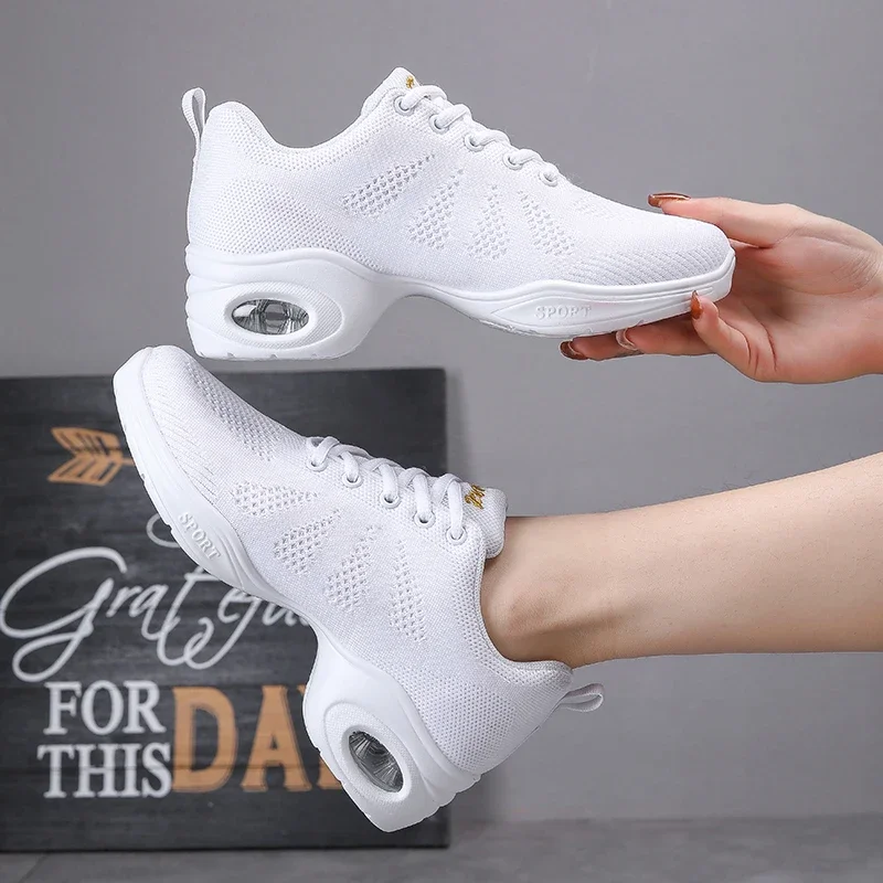 

new Summer Women's Mesh Soft Sole Aerobics Low Heel Outdoor Casual Walking Modern Jazz Breathable Training Dance Shoes 35-41